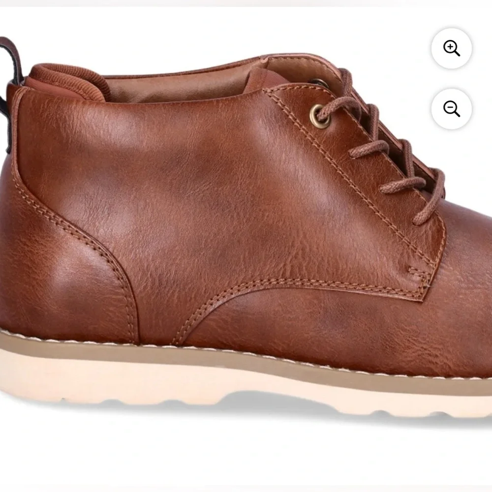 Madden NYC Men’s Hoffman Chukka Boots New With tags size 11